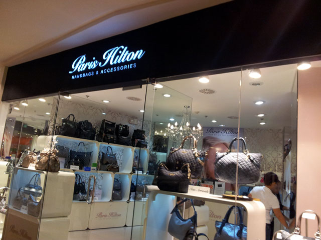Paris Hilton Abreeza Mall
