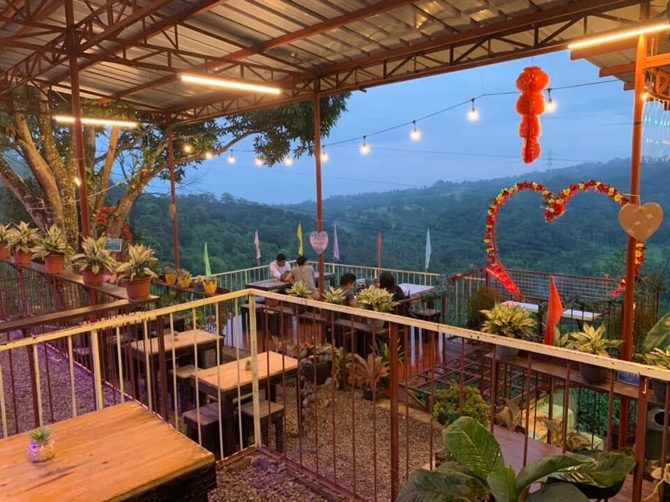 Lantaw Banud Cafe (3).jpg
